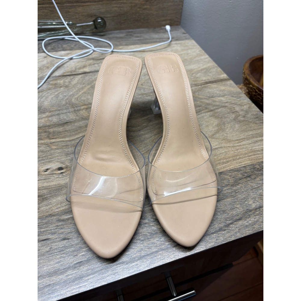 Gianni Bini, User: dragoljevicdijana@gmail.com Kitten Heels in Tan - Picture 1 of 4